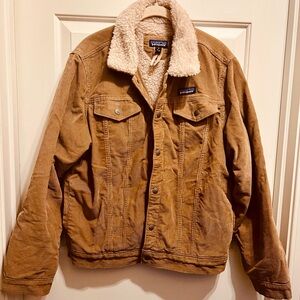 Patagonia Men's Pile-Lined Trucker Jacket - size Medium